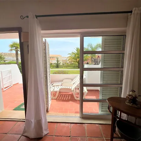 Apartamento Typical 1 With Pool By Homing Vilamoura
