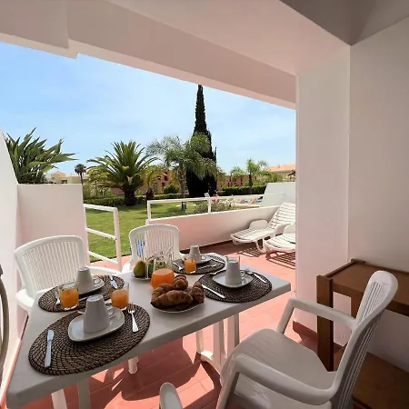 Apartment Typical 1 With Pool By Homing *